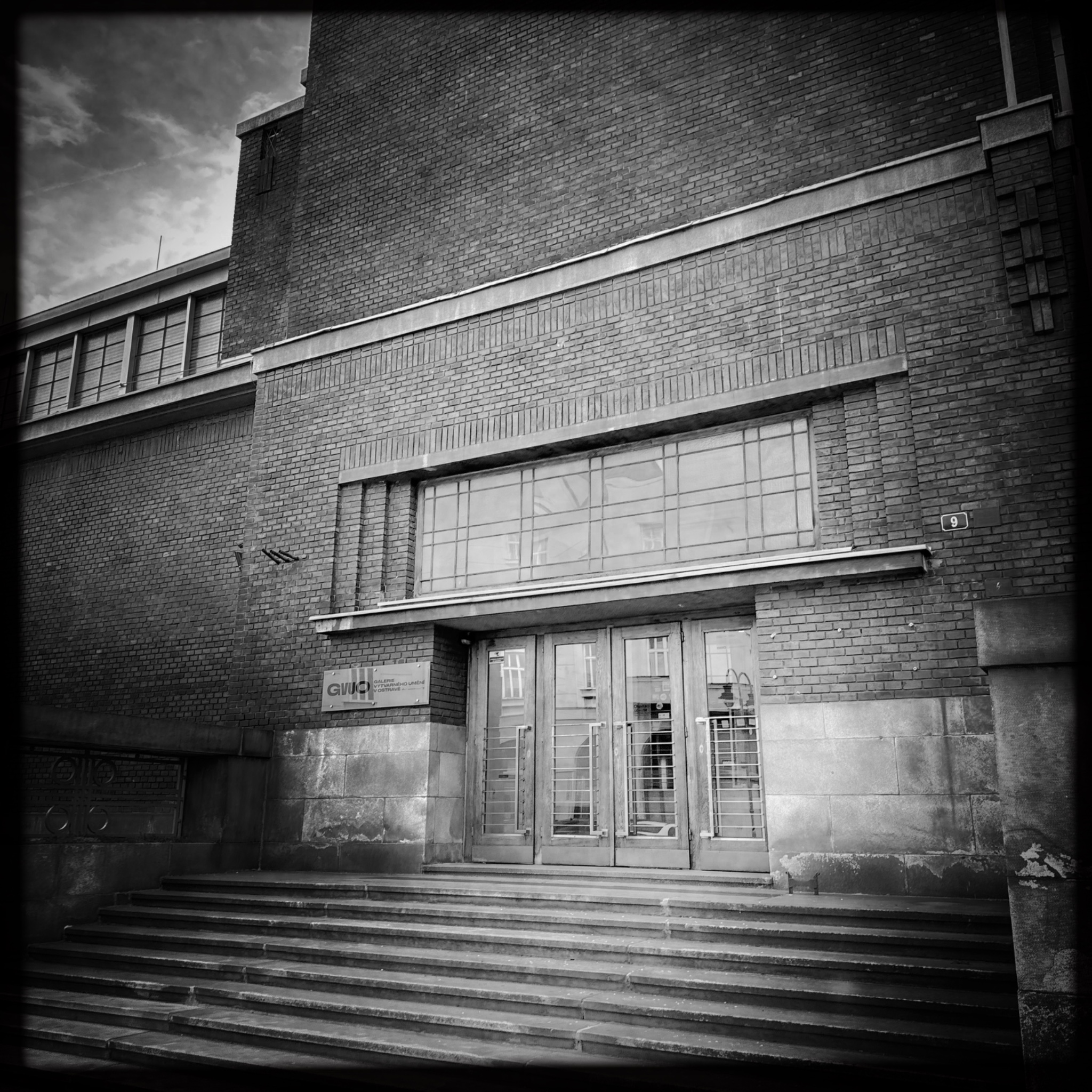 HMOriginal 10B011DB 79B1 4A62 B1C5 62ED81C3E9C7