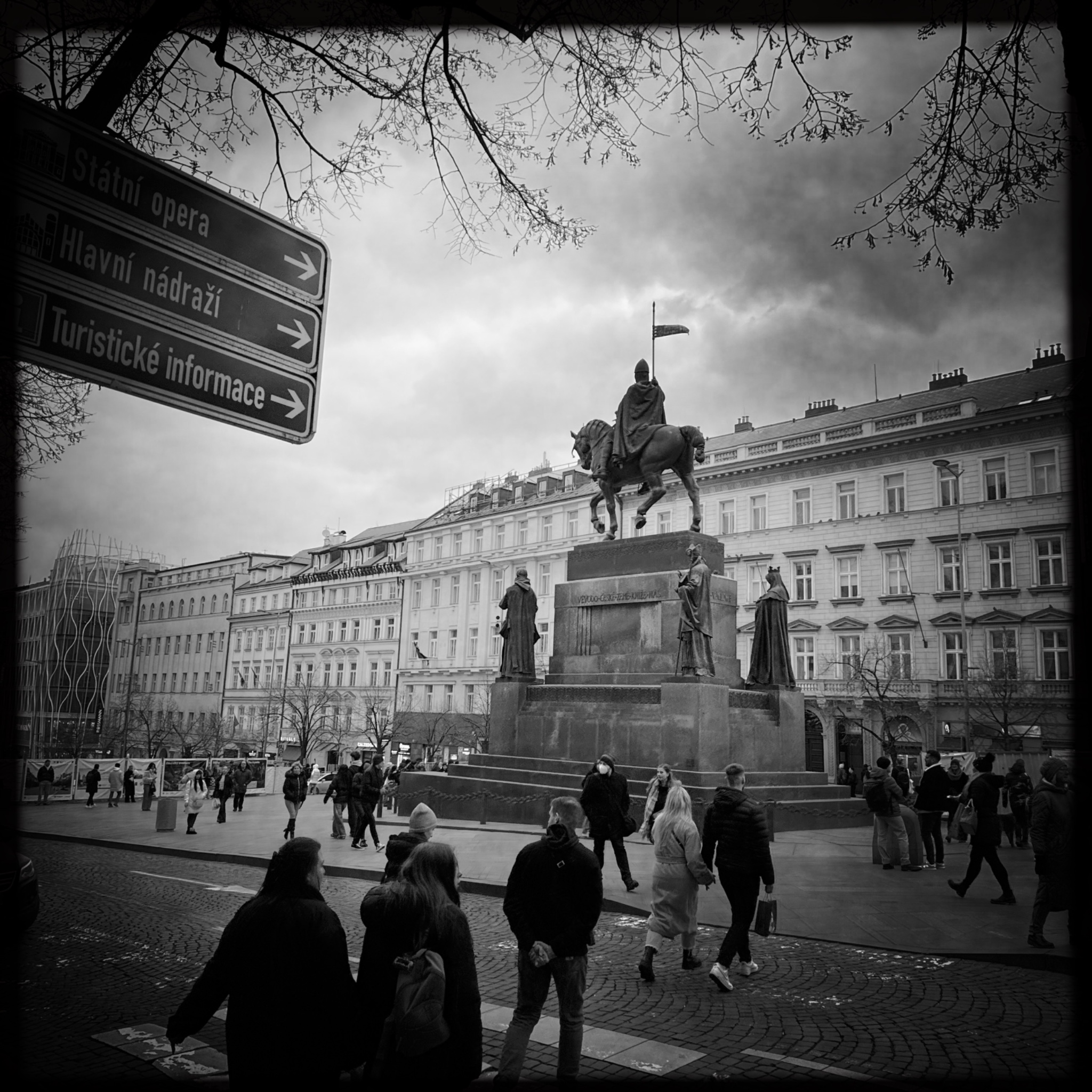 HMOriginal 6D45B162 0D79 41F3 A4D9 CD6B878EF3BF