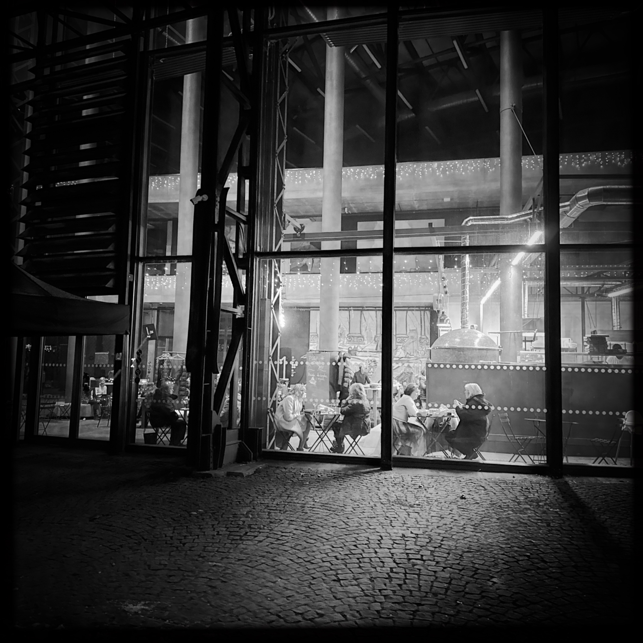 HMOriginal 93ED92DA 83DD 4839 A6B1 6A8B75DDE083