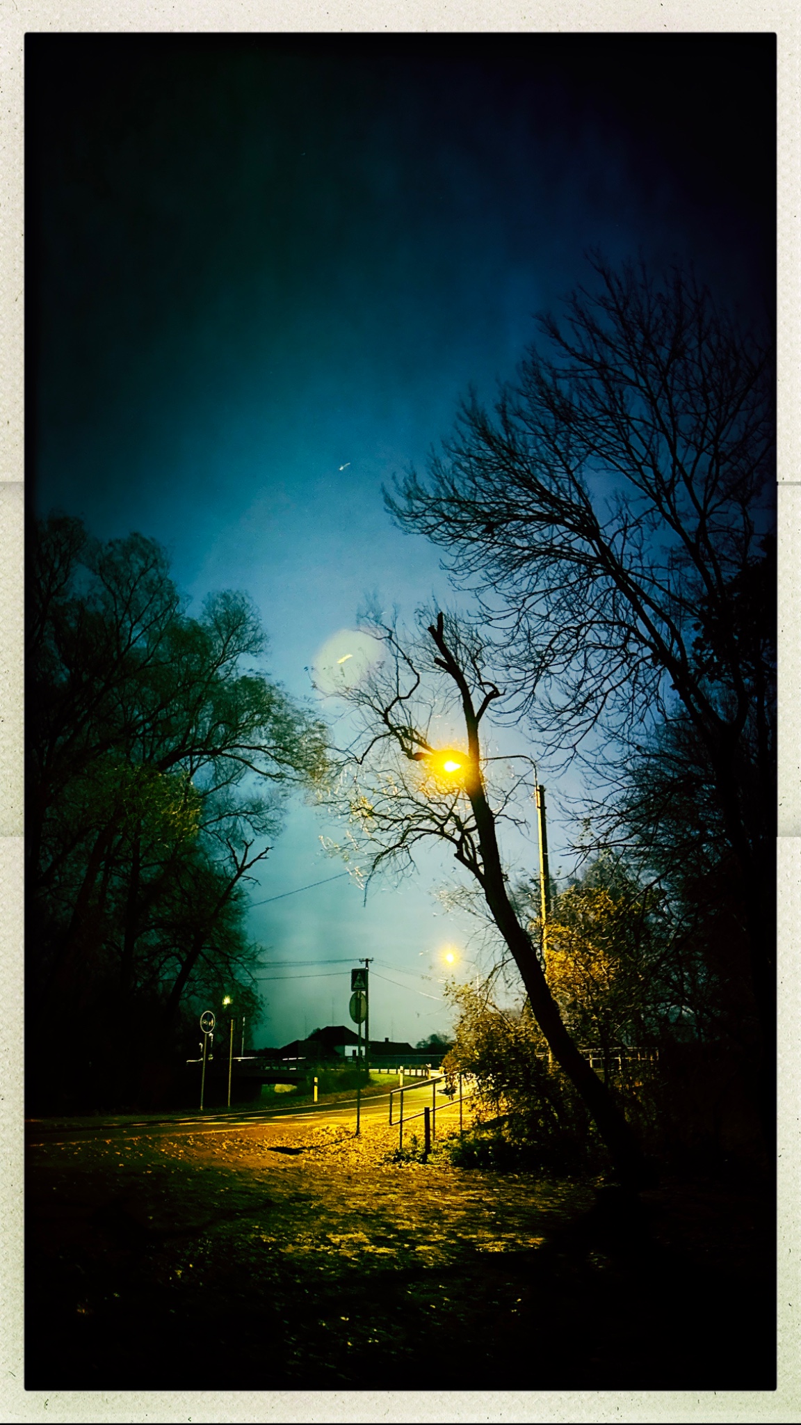 HipstamaticPhoto 754242206.515239