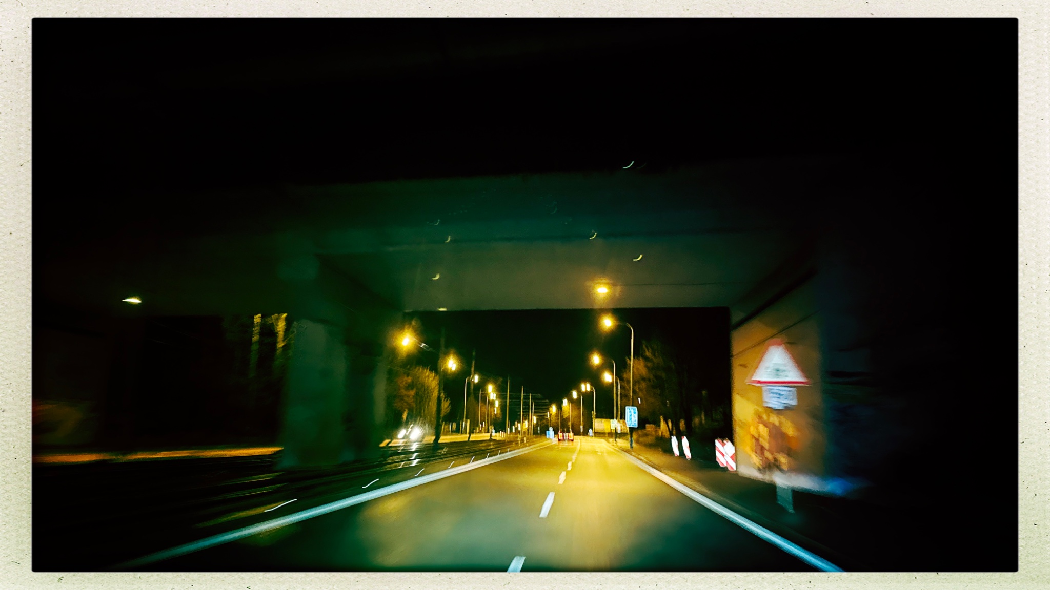 HipstamaticPhoto 758053869.019571