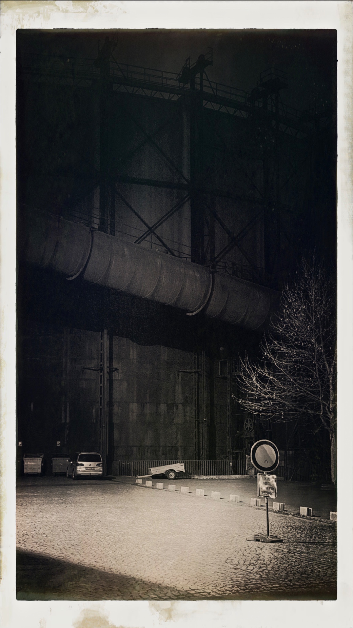 HipstamaticPhoto 758309068.682188