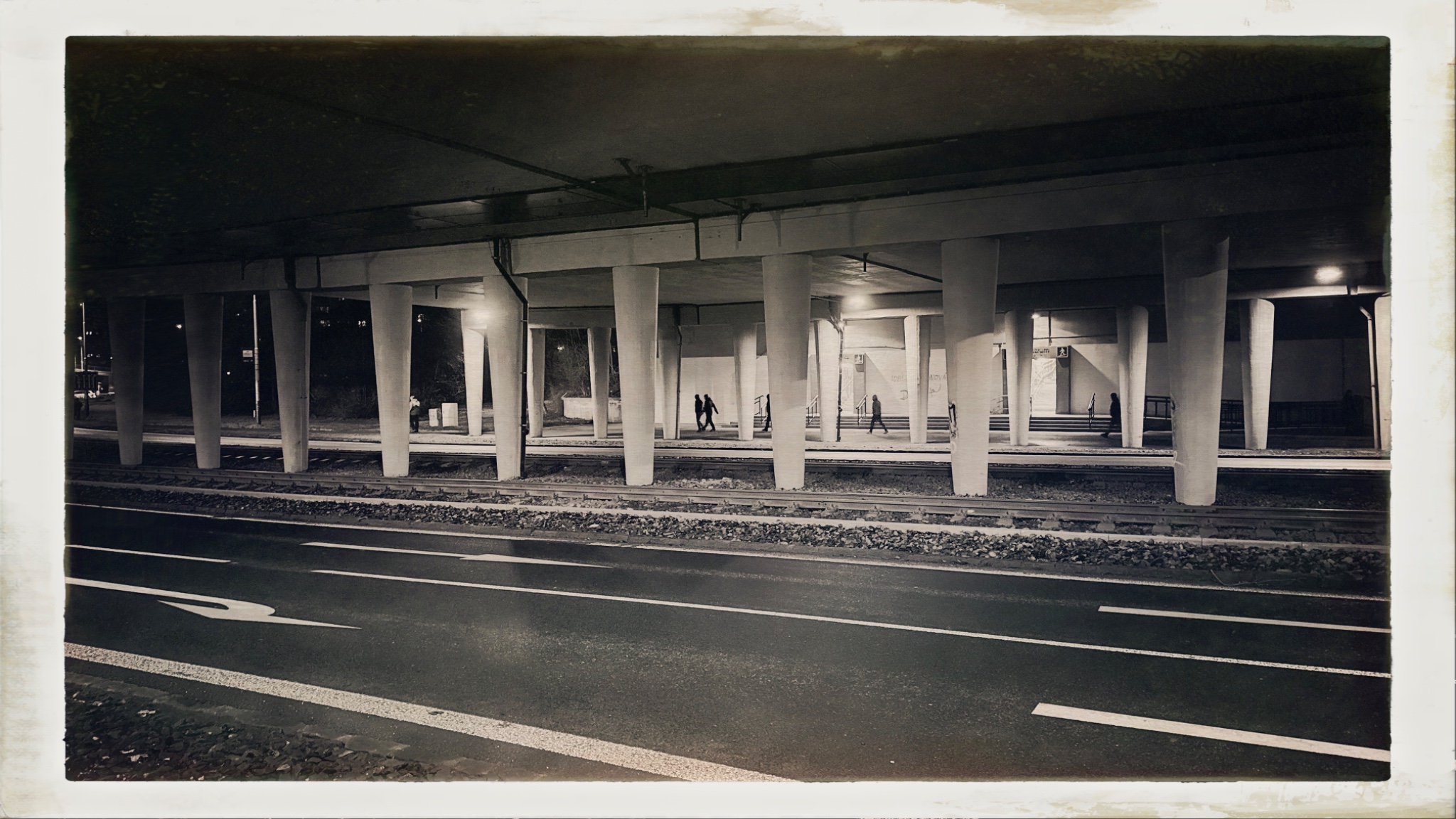 HipstamaticPhoto 759274186.183934