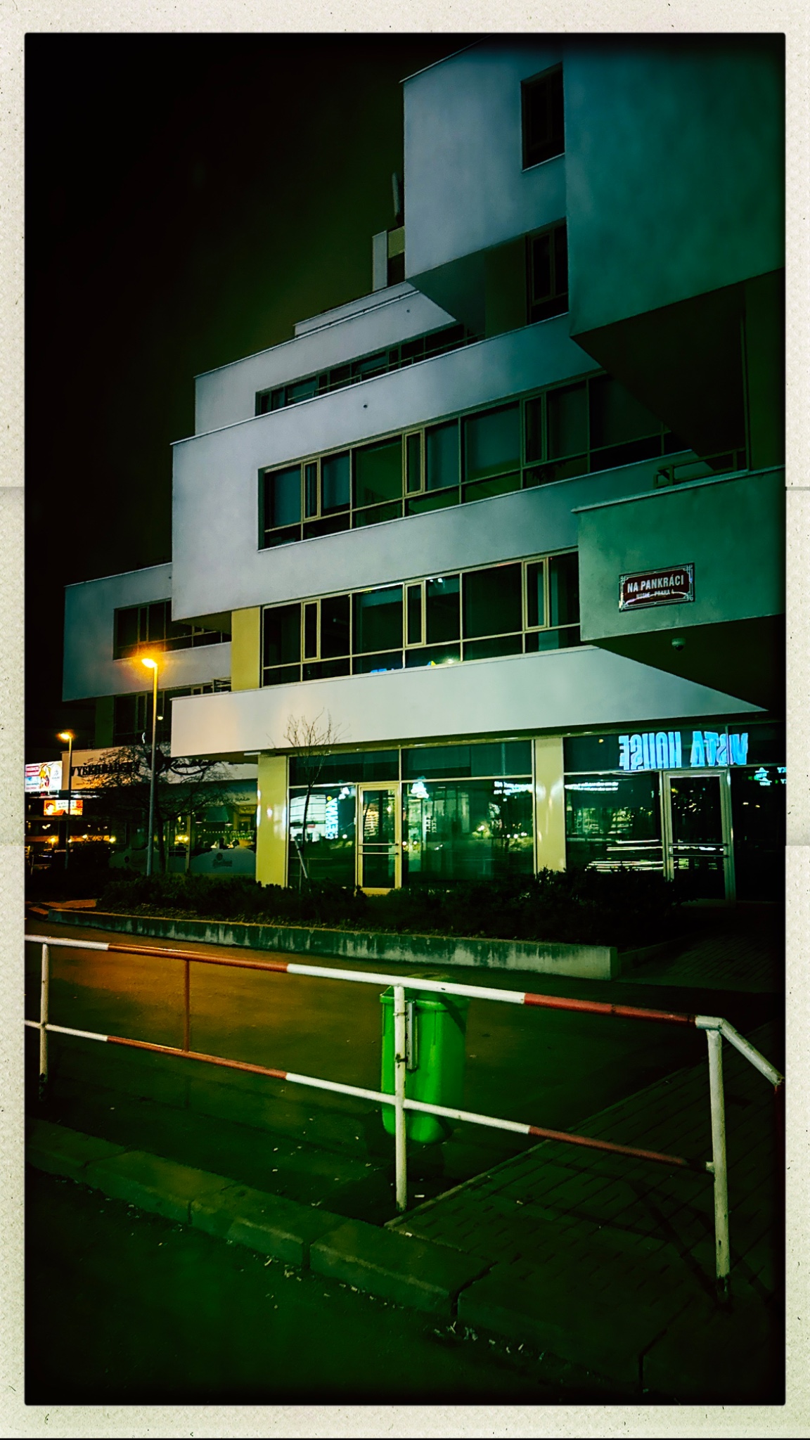 HipstamaticPhoto 760647930.411876