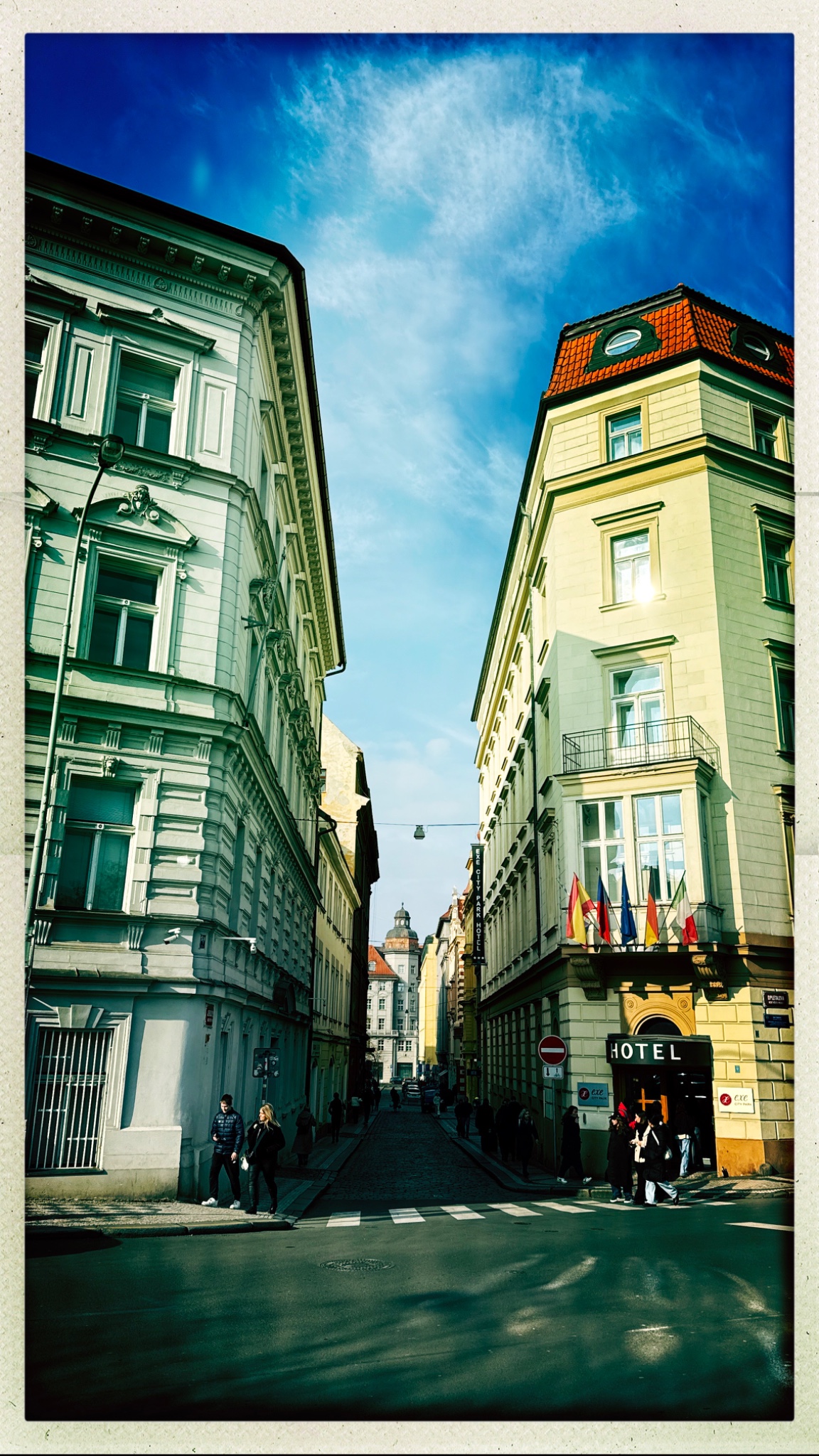 HipstamaticPhoto 760708168.094637