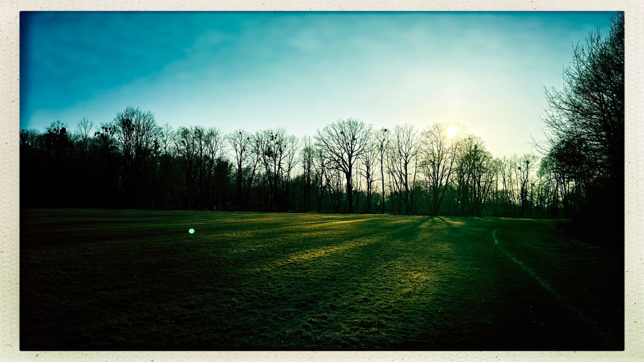 HipstamaticPhoto 763054289.906398