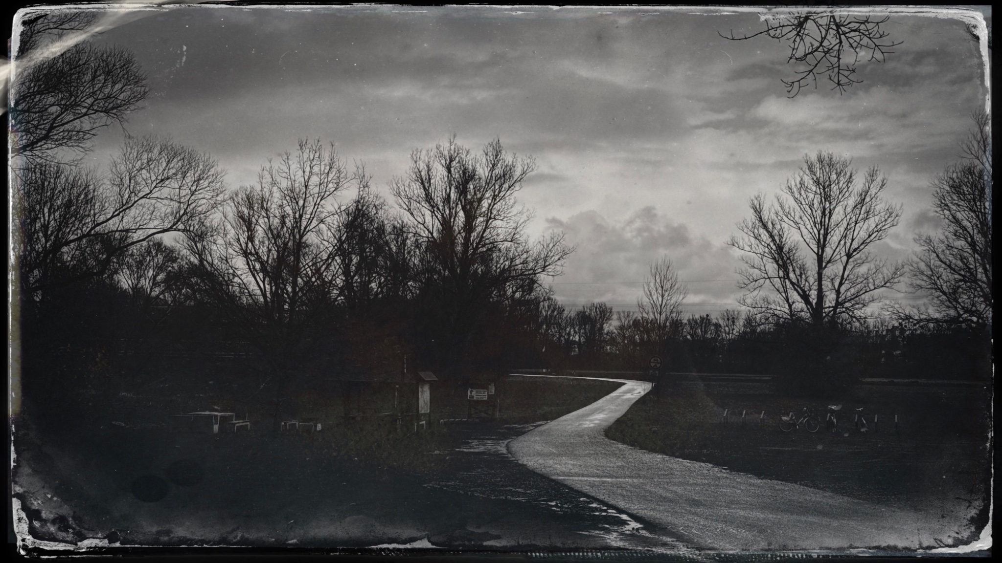 HipstamaticPhoto 765107699.857609