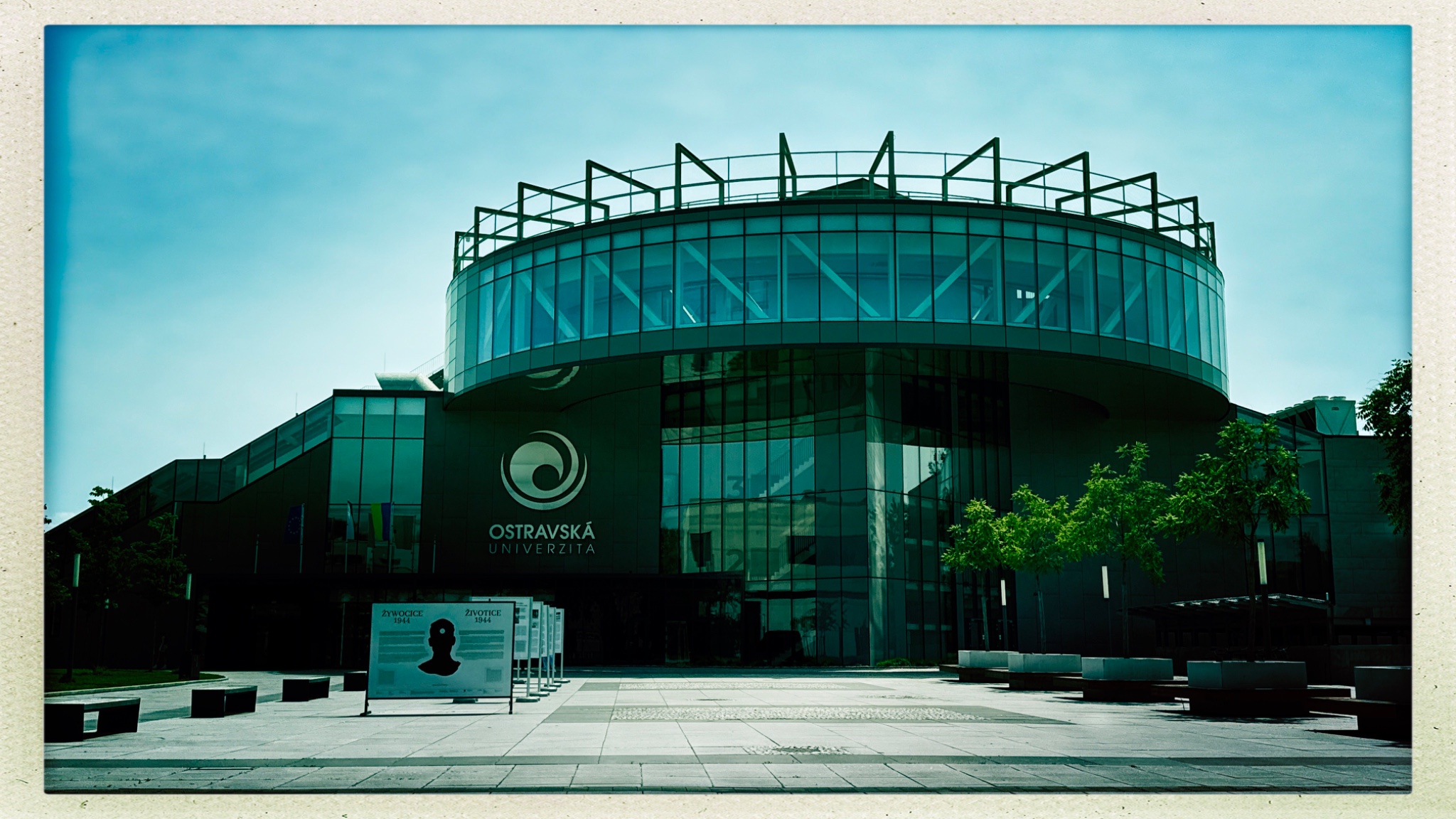 HipstamaticPhoto 770811272.526851