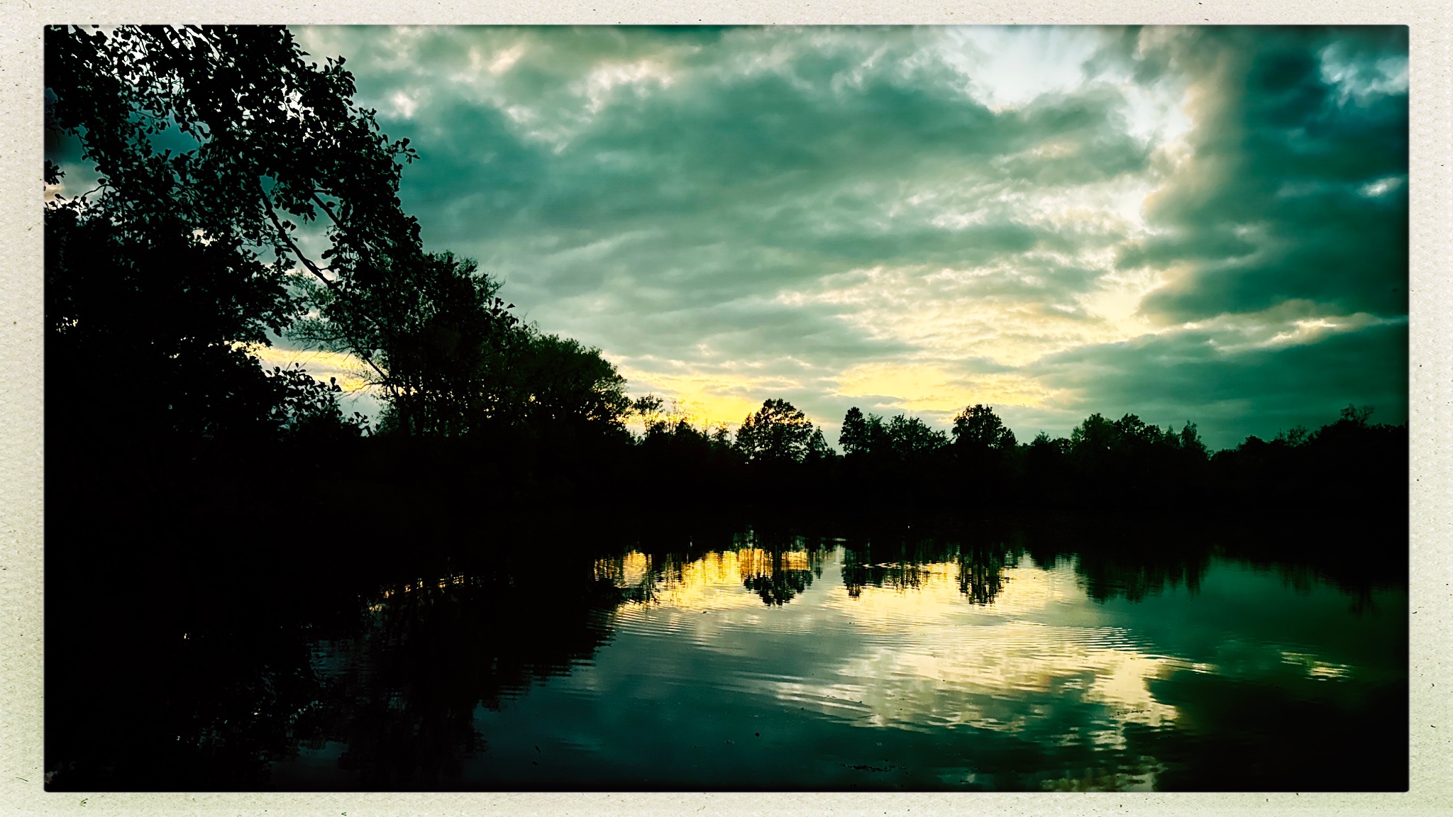 HipstamaticPhoto 781893005.924775